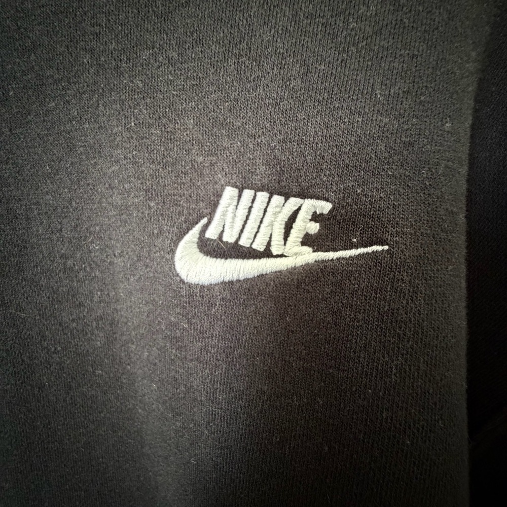 Nike Hoodie Men’s TALL Black Pullover with White Swoosh Logo Size XL - Picture 2 of 5